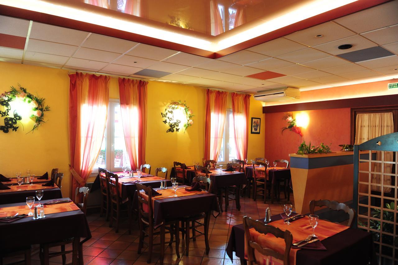 Logis Argonne Hotel Vouziers 外观 照片